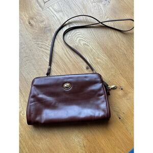 Vintage MONET Genuine Leather Crossbody Bag – Brown Minimalist 90s Classic Purse